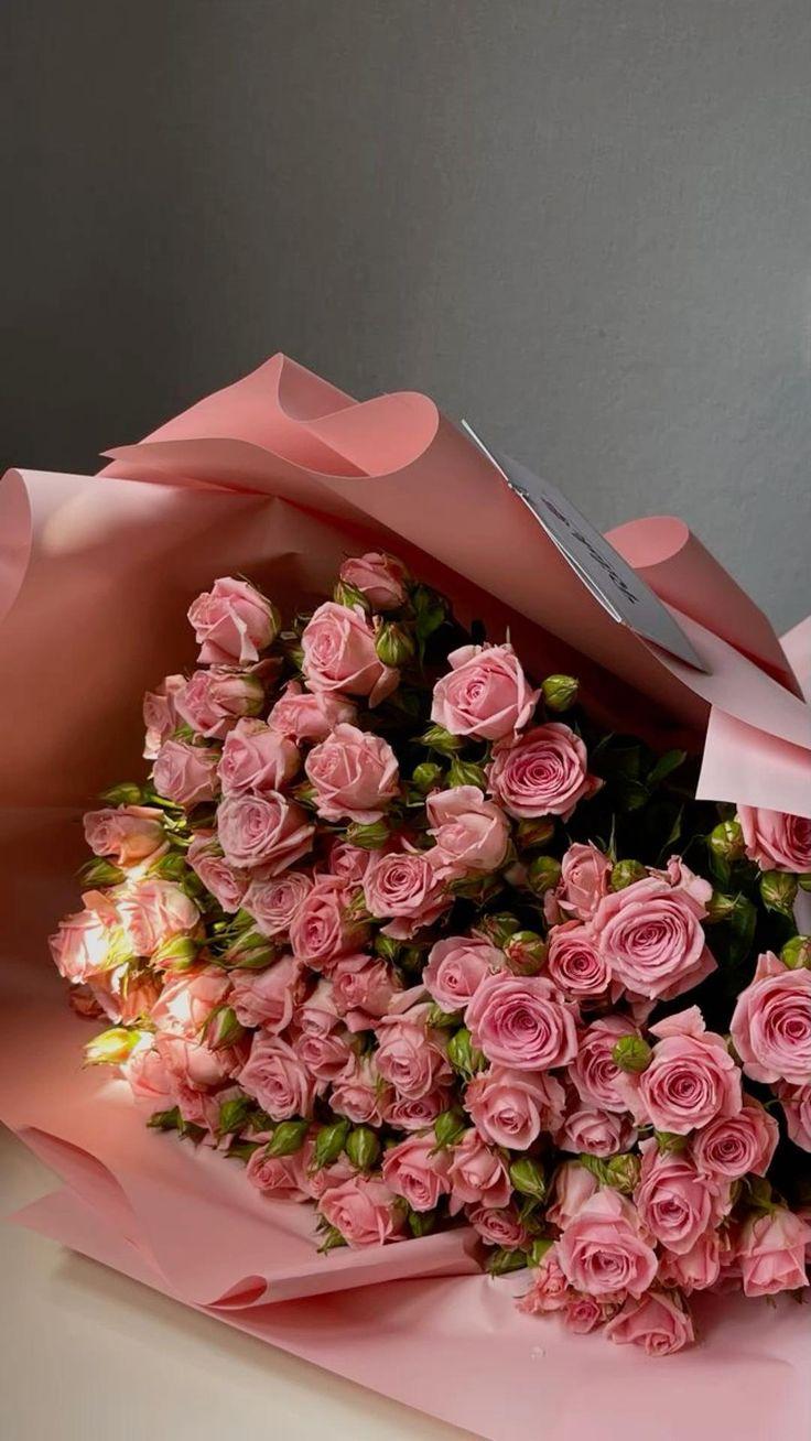 Corporate meeting room with carefully timed floral arrangements that maintain elegance throughout business hours